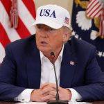 Amenințarea lui Trump: Tarife vamale de 100% pentru taxele digitale europene și implicațiile sale pentru comerțul internațional